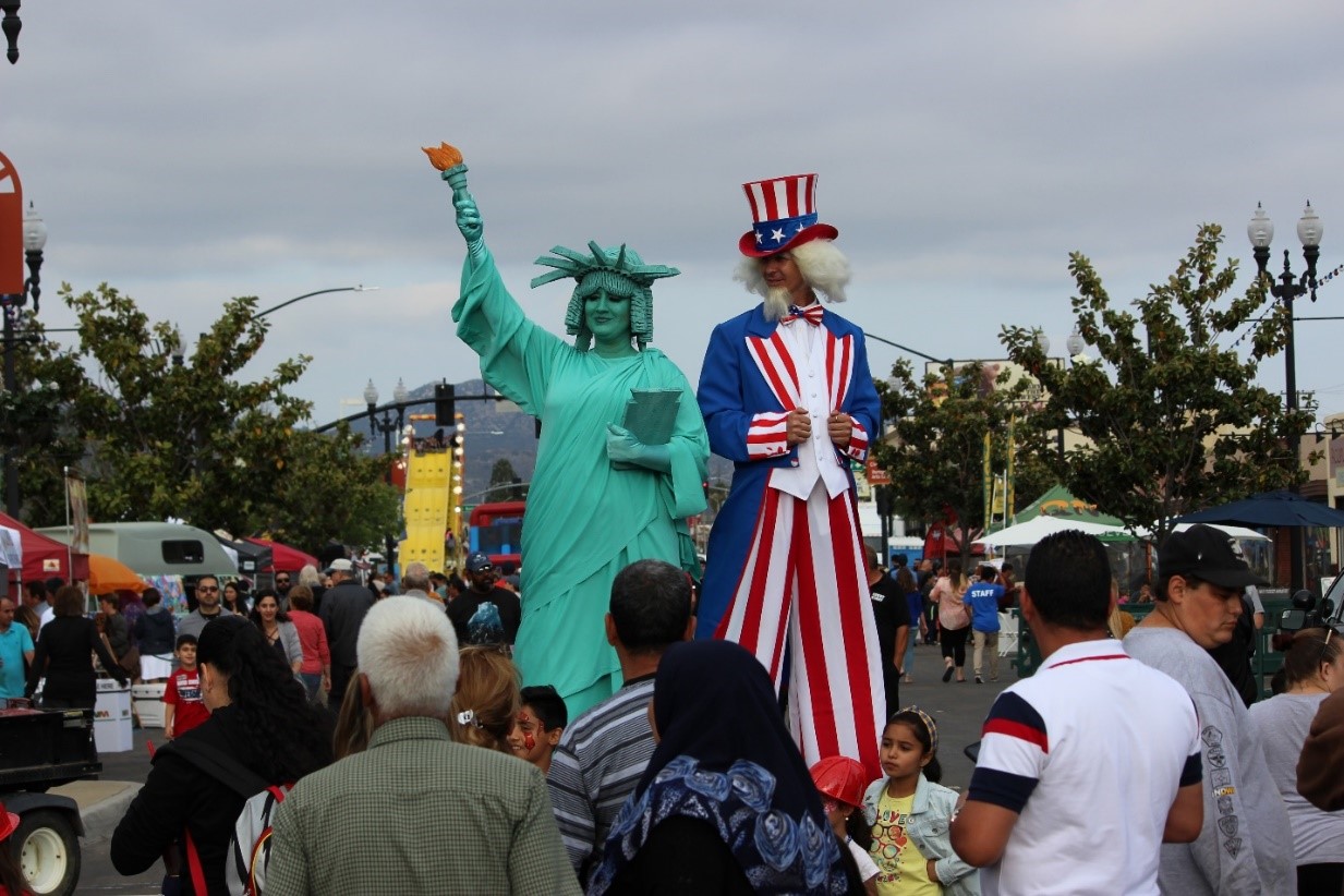 AMS Stilt Walkers 2